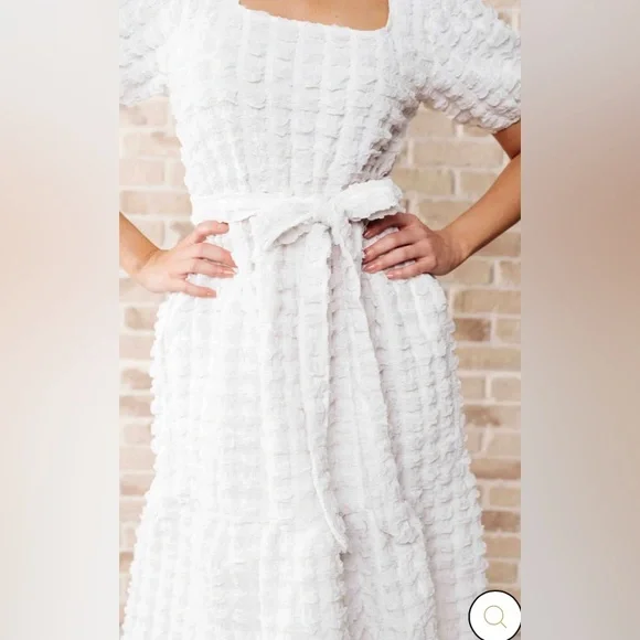 On Cloud Nine Bubble Midi Dress - Picture 4 of 12